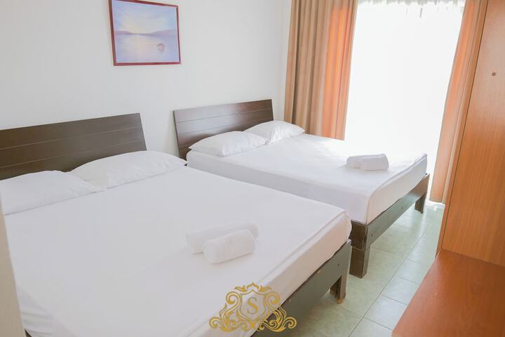 Room 35 of 129