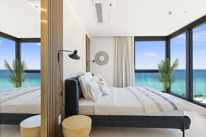 Room 225 of 1000