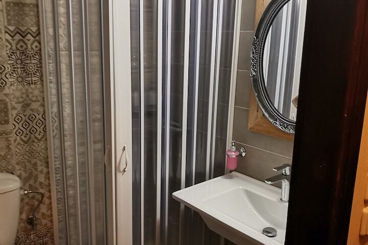 Room 50 of 52