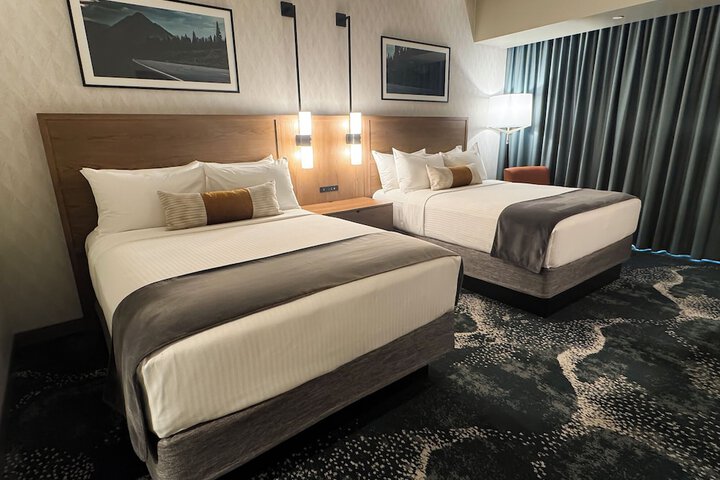Room 10 of 34