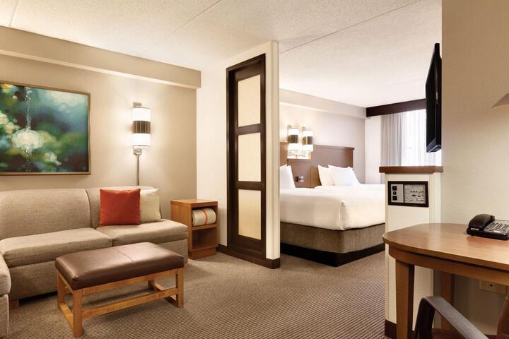Double Accessible King Size Bed (4 of 5)