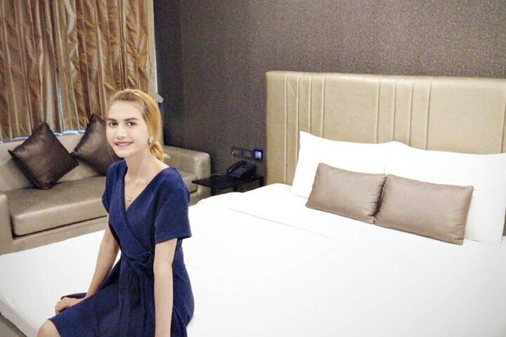 Room 19 of 52
