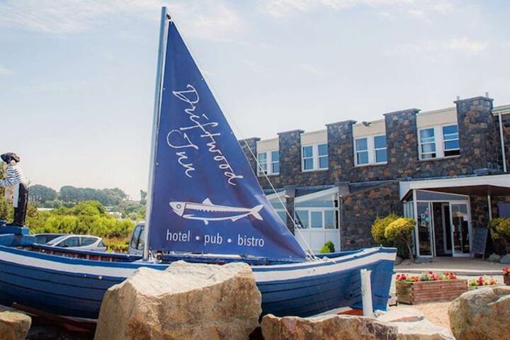 Driftwood Inn