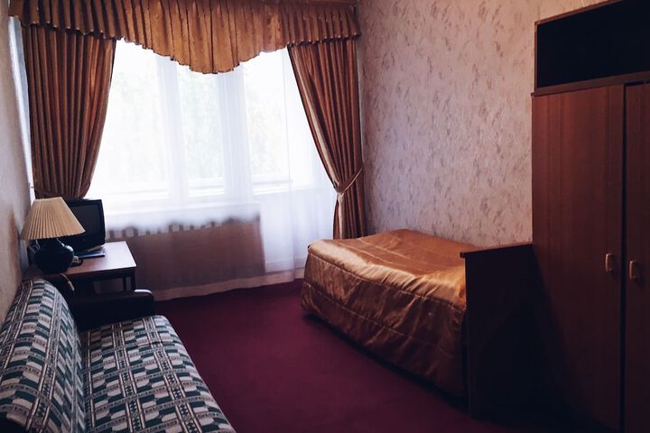 Room 15 of 24