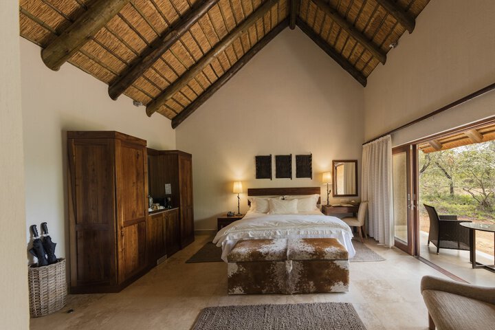 Room 3 of 47