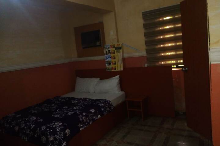 Room 20 of 52