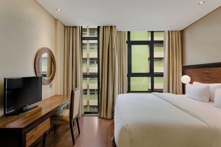 Room 25 of 60