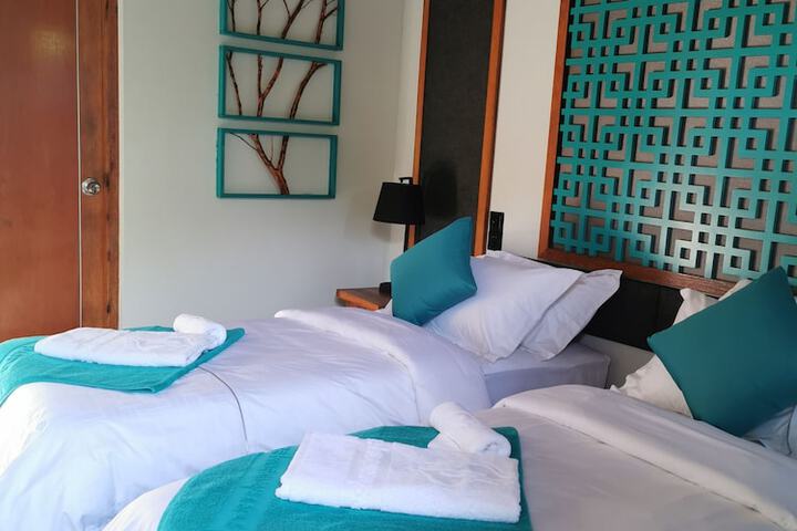 Room 9 of 46
