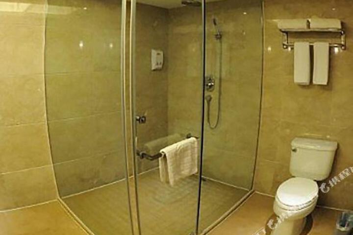 Sunshine Holiday Hotel