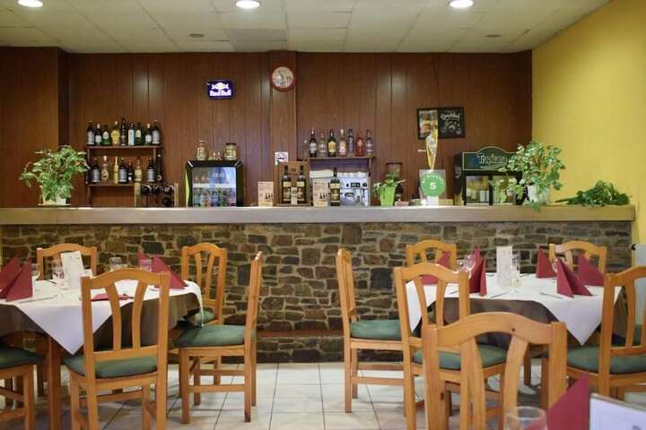 Dining Photos