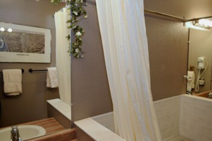 Room 5 of 29