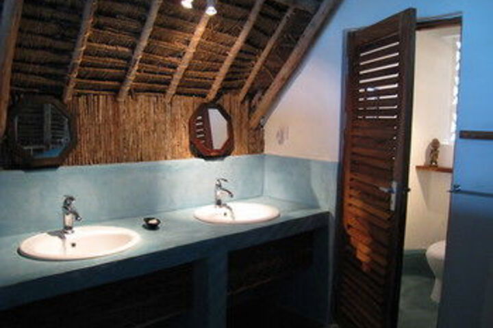 Room 4 of 58