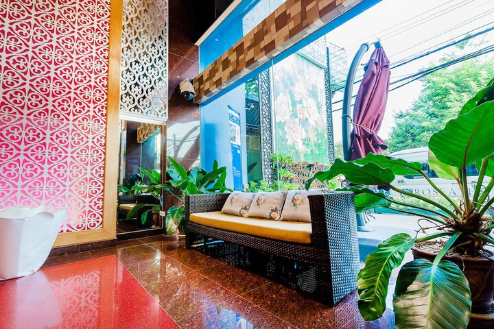 Guest Lobby
