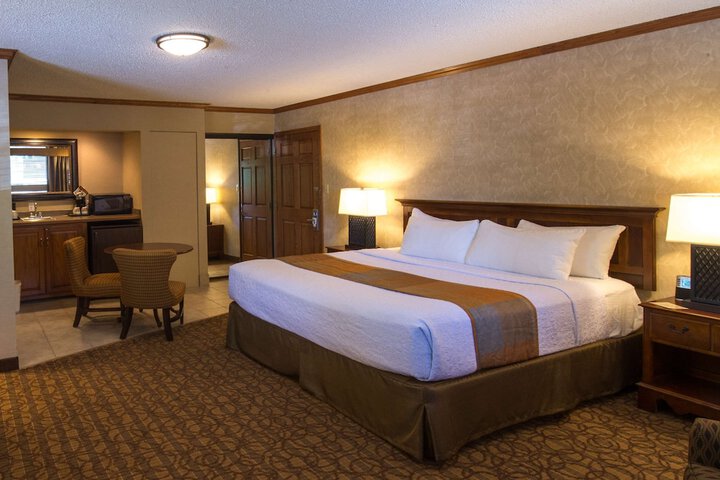 Room 5 of 43