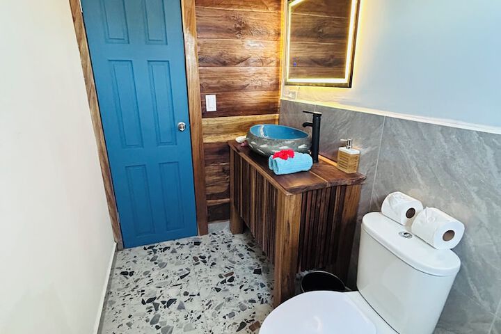 Room 7 of 26
