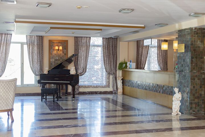 Hotel Interior 9 of 42