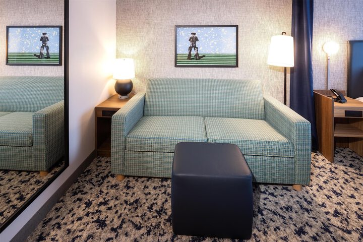 Room 18 of 52