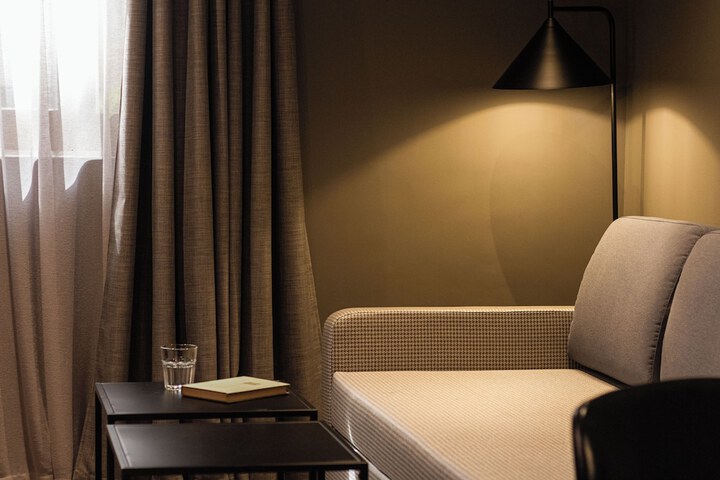Room 40 of 77