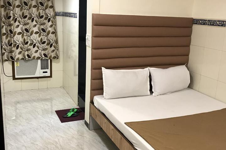 Hotel Shalimar Palace