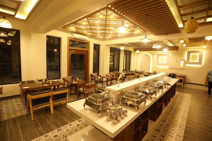 Dining 52 of 117