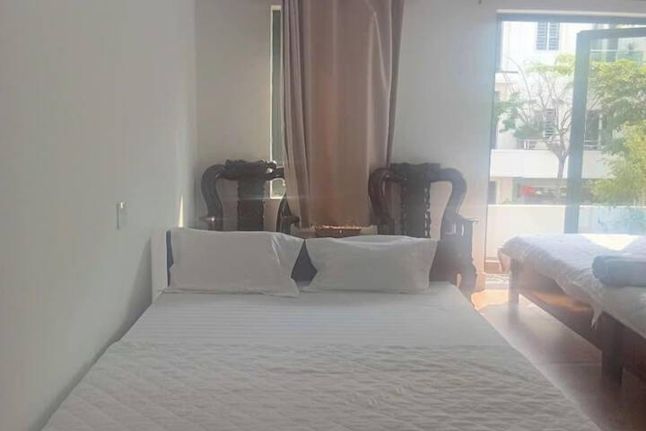 Room 8 of 43