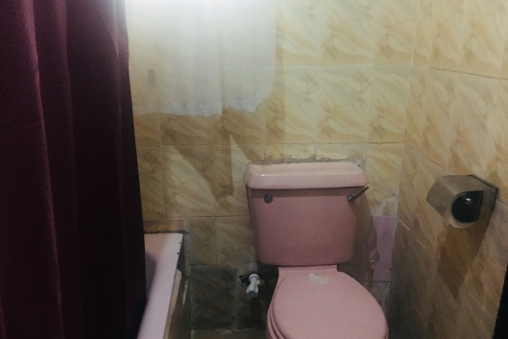 Room 17 of 30
