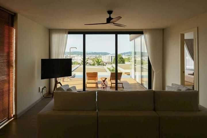 Room 136 of 251