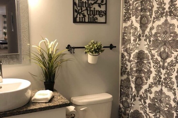 Room 53 of 74