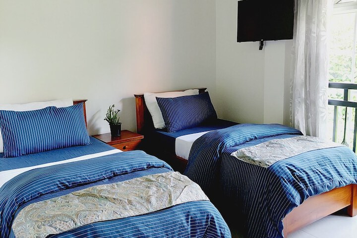 Room 17 of 43