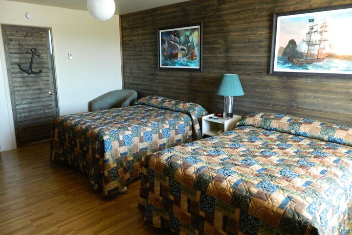 Room 7 of 34