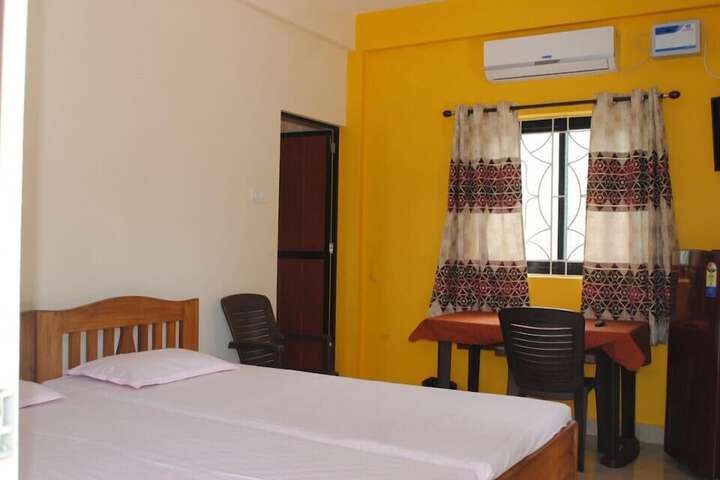Room 10 of 35