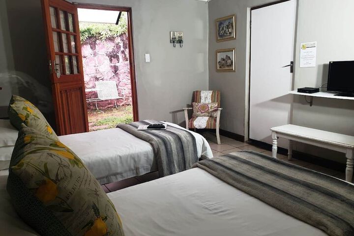 Room 10 of 47