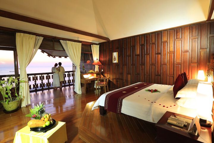 Room 4 of 87
