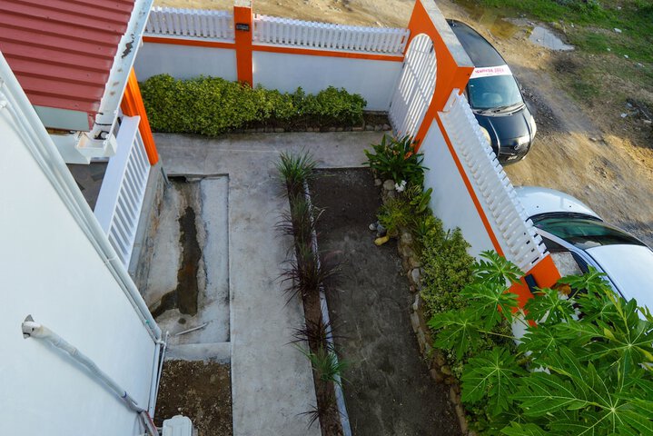 Hotel Exterior 44 of 55