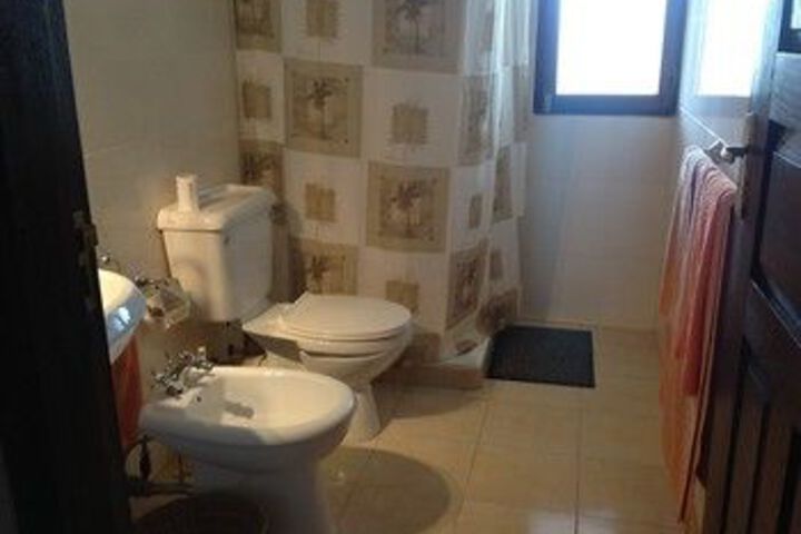 Room 2 of 50