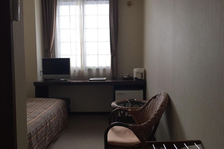 Room 12 of 57
