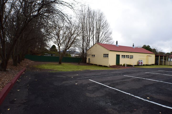 Property Grounds 43 of 49