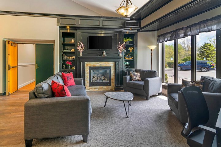 Hotel Interior 3 of 45