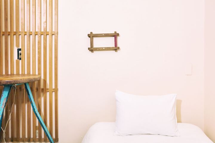 Room 15 of 22