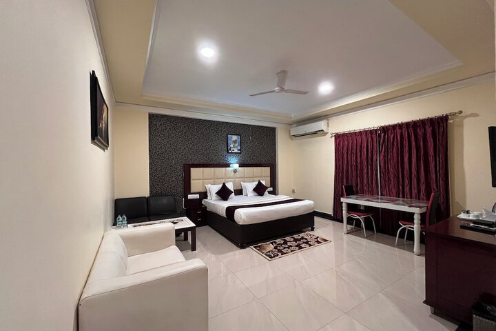 Room 36 of 135