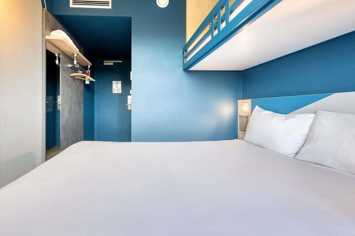 Room 25 of 45