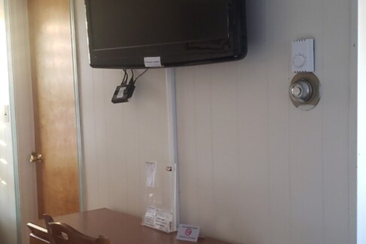 Room 13 of 39