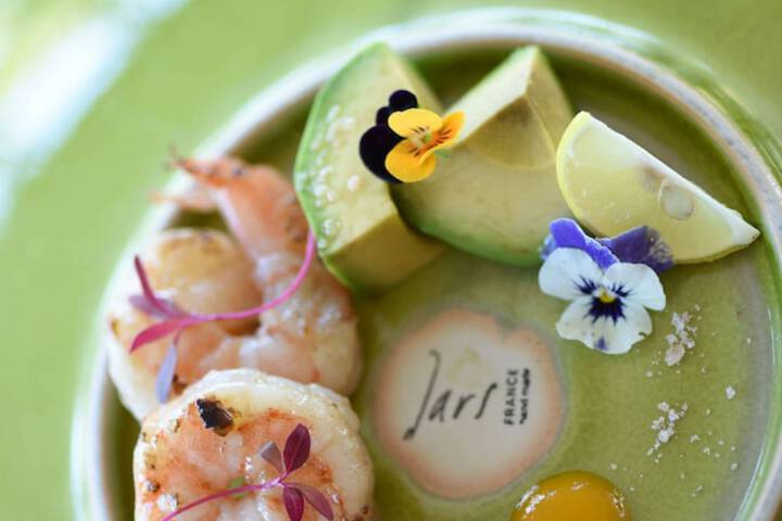 Dining 85 of 137