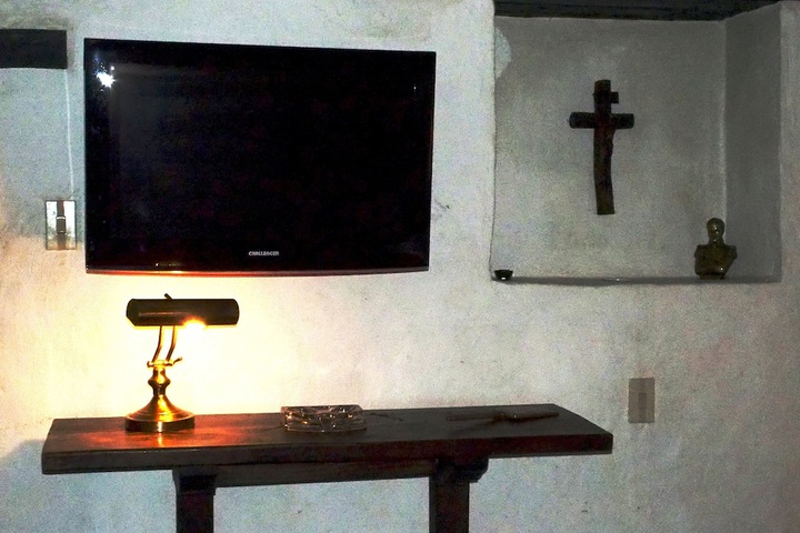 Room 22 of 50