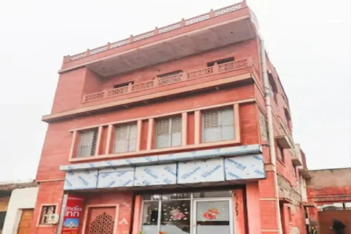 OYO Home 82507 Hotel India Inn