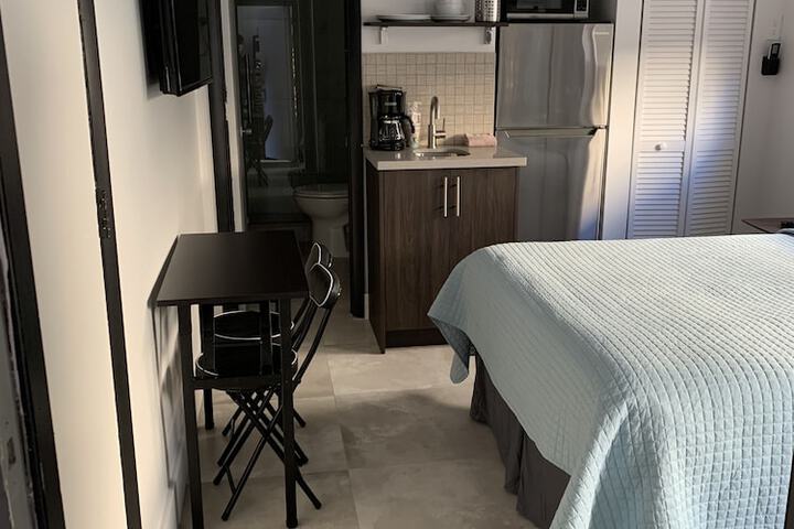 Economy Studio 2 Double Beds Kitchen (5 of 19)