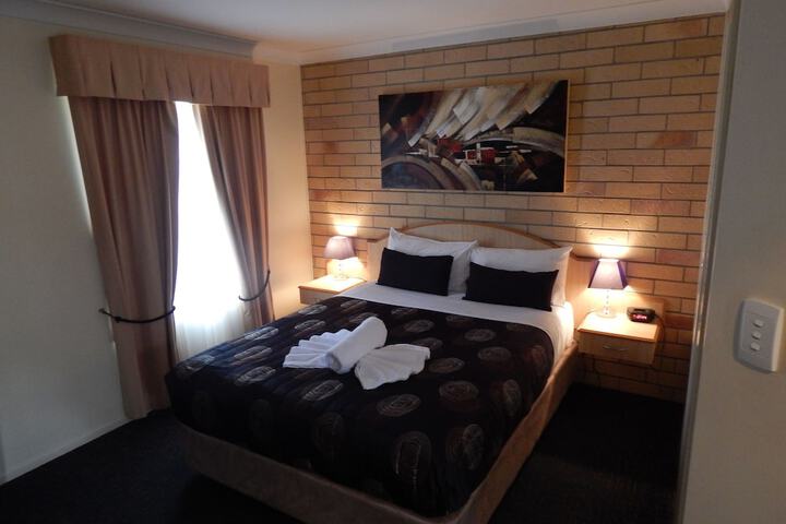 Room 7 of 43