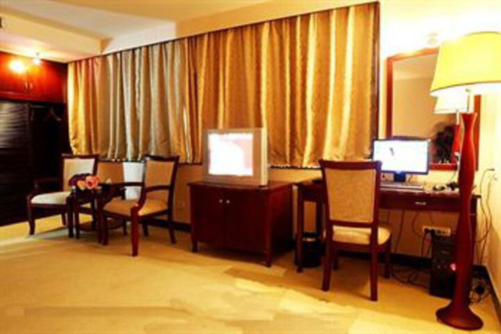 Room 20 of 27