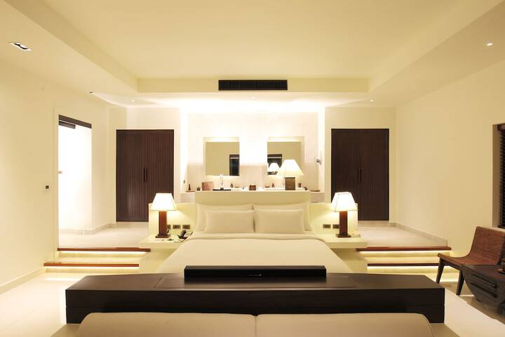 Room 46 of 229