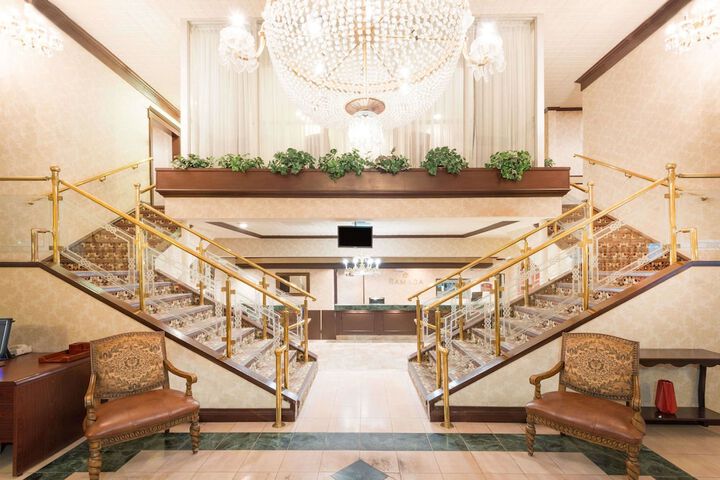 Hotel Interior 3 of 41